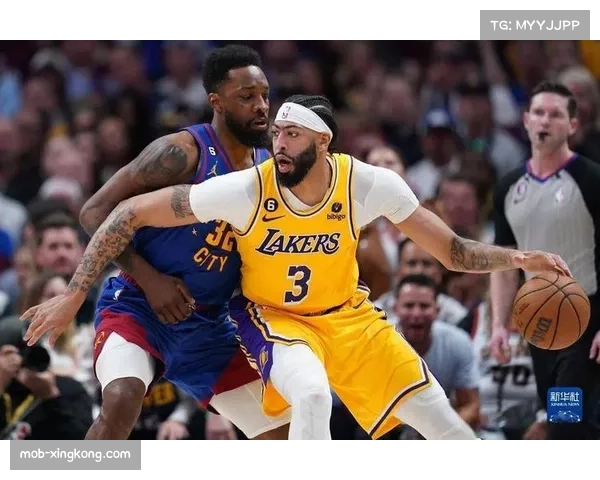 湖人掘金并列西部第二 攻防均衡成强队共同特质 湖人掘金并列西部第二 攻防均衡成强队共同特质