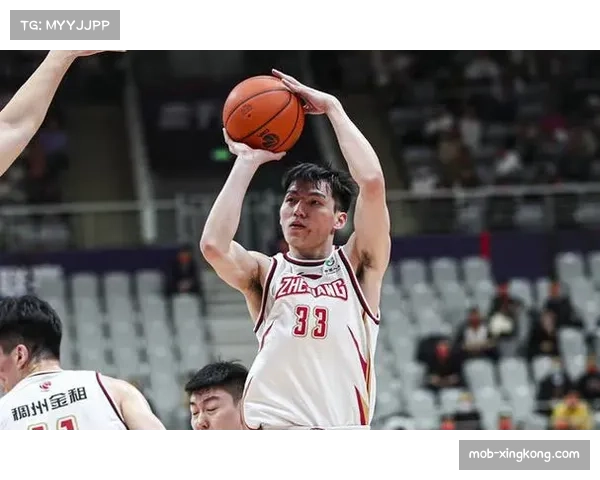 浙江队防守反击体系：吴前领衔的全场紧逼与快速转换得分效率